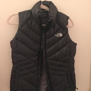 Women's size small north face black vest